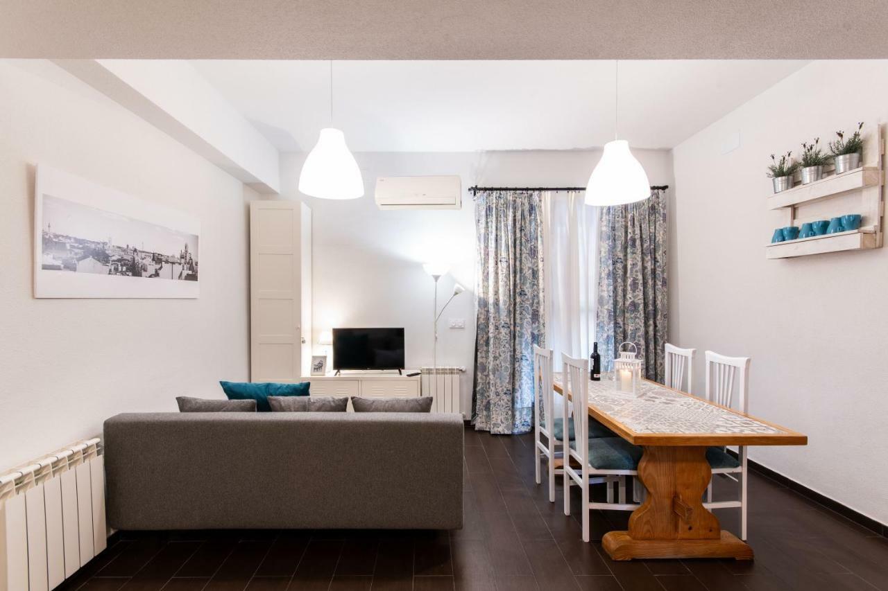 1 Habitacion Apartamento Temporada Lucero Madrid Ngoại thất bức ảnh