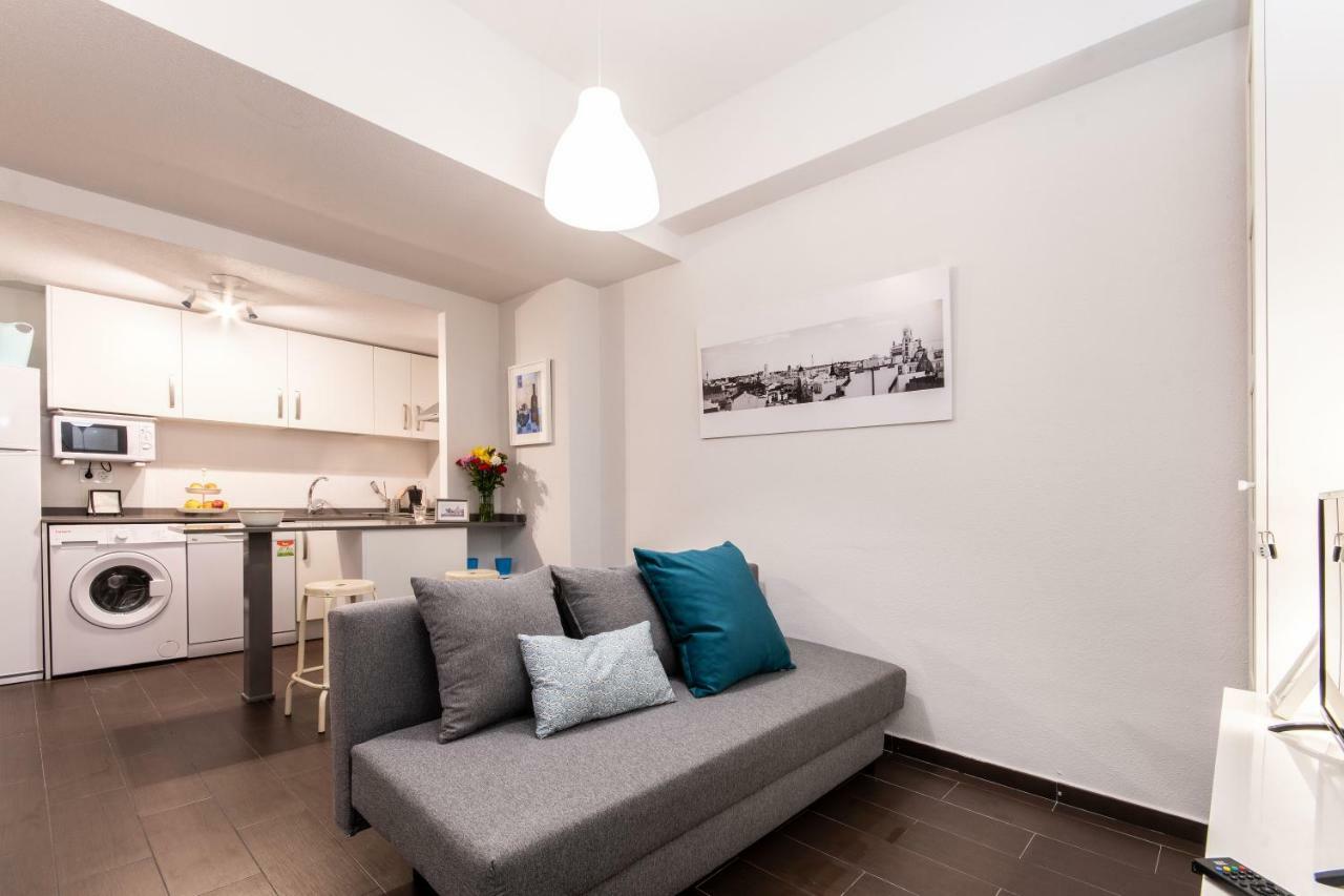 1 Habitacion Apartamento Temporada Lucero Madrid Ngoại thất bức ảnh