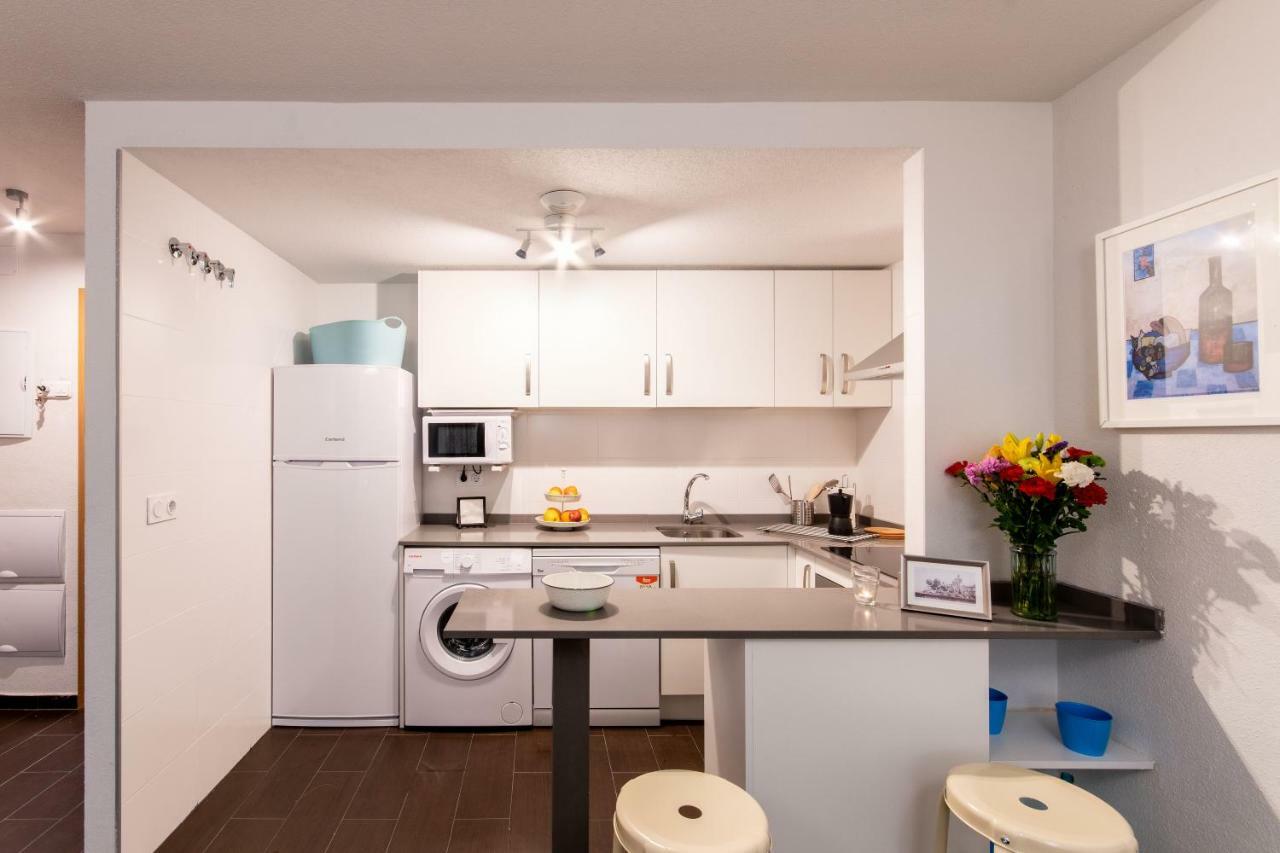 1 Habitacion Apartamento Temporada Lucero Madrid Ngoại thất bức ảnh
