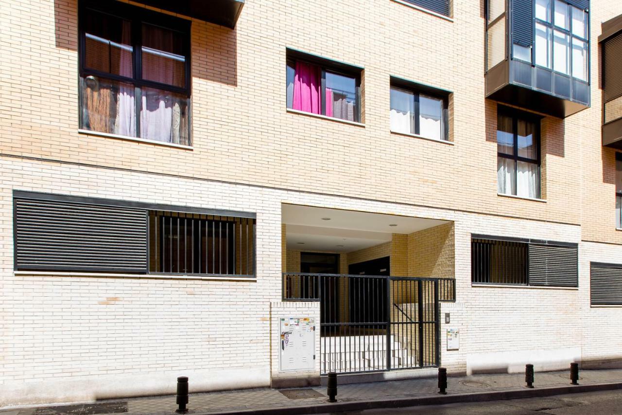 1 Habitacion Apartamento Temporada Lucero Madrid Ngoại thất bức ảnh